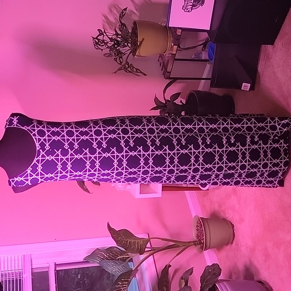 Blue Maxi Dress with White Designs - Picture 7 of 7